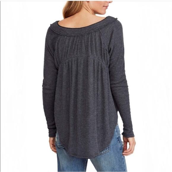 FREE PEOPLE We The Free Must Have Waffle Thermal Henley Top Gray, Size Small - Picture 3 of 13